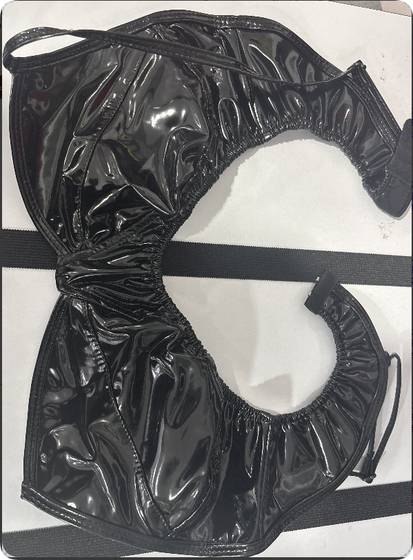 Nensi Lacquer Bra – Black