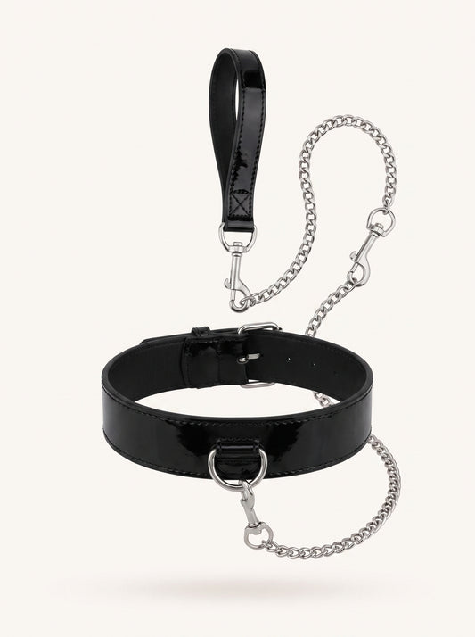 Chain Leash in Black Leather in Black, floating
